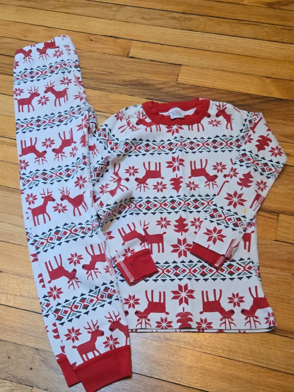 Hanna Andersson Red & White Reindeer Holiday Pajama Set